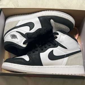 Jordan 1 retro high OG bleached coral
